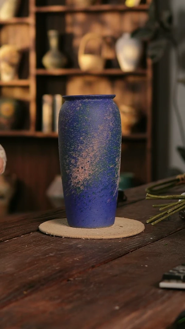 摆件 10-329 陶瓷花器高31口径12