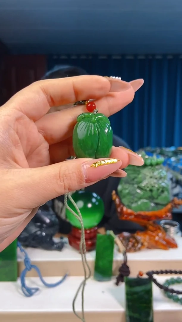 【闪购商品】和田玉挂件未镶嵌1