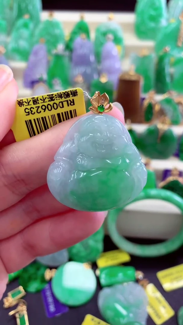 吊坠(不含链)18K金镶嵌翡翠挂件