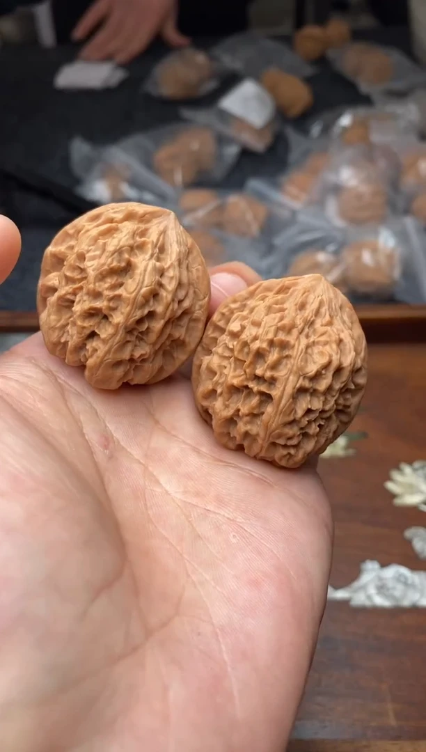 【闪购商品】文玩核桃把件A184号38尺野牛