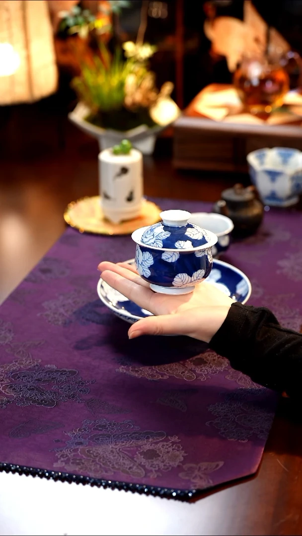 玫瑰盖碗···········