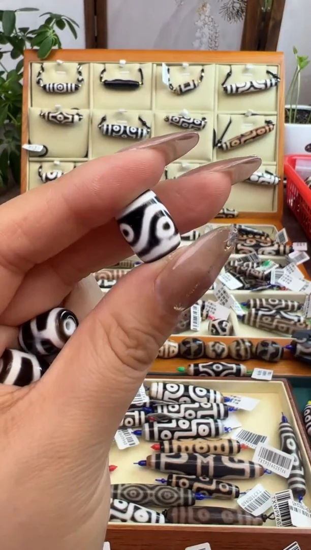 【闪购商品】玛瑙/玉髓吊坠(不含链)未镶嵌+7.微瑕随机