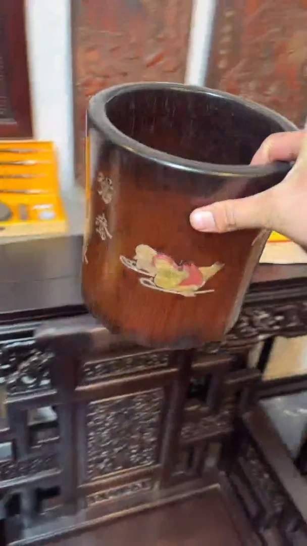 非洲紫檀（红花梨）笔筒