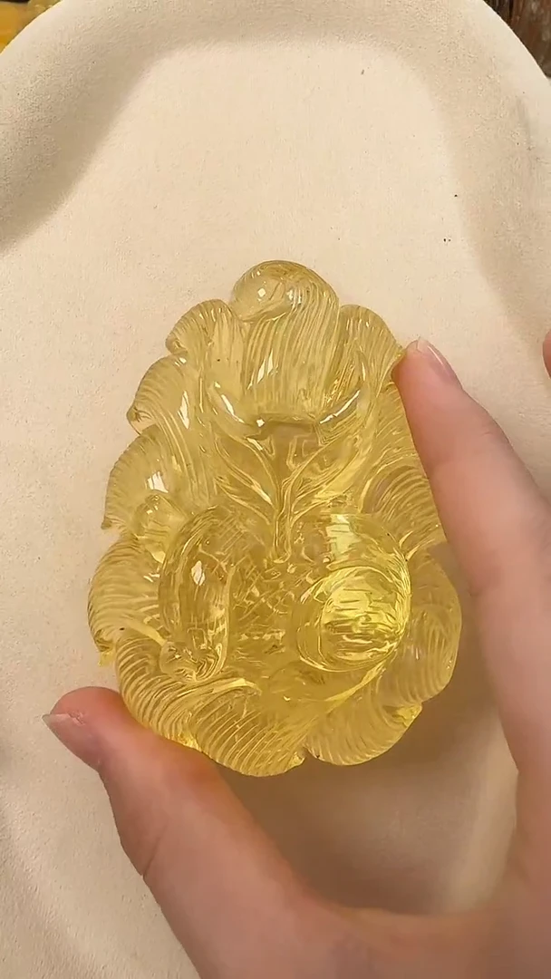 琥珀颈饰未镶嵌吊坠