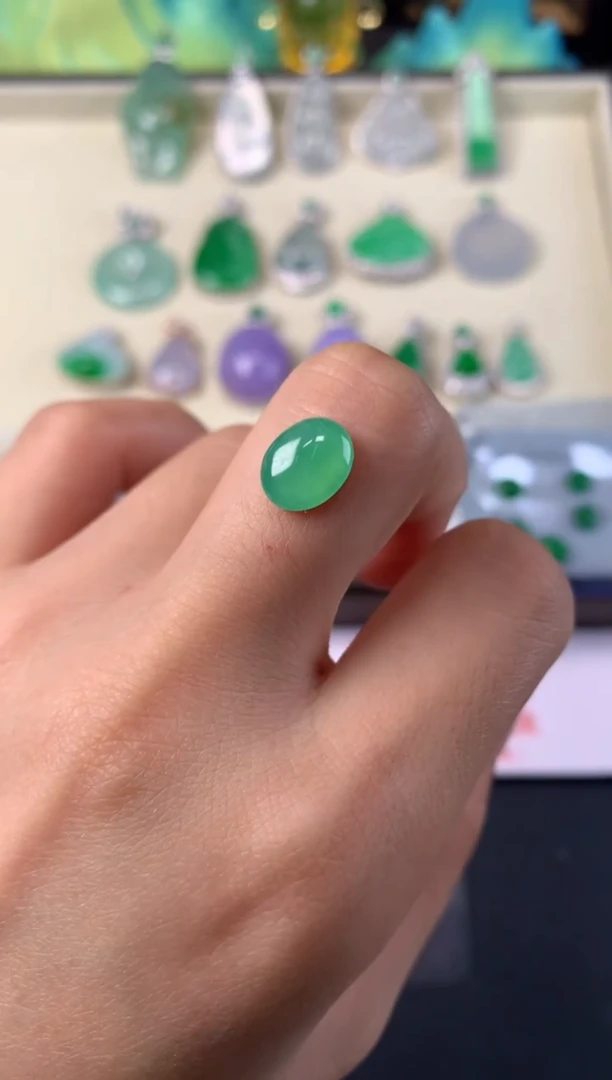 未镶嵌定制翡翠裸石（镶嵌定制）