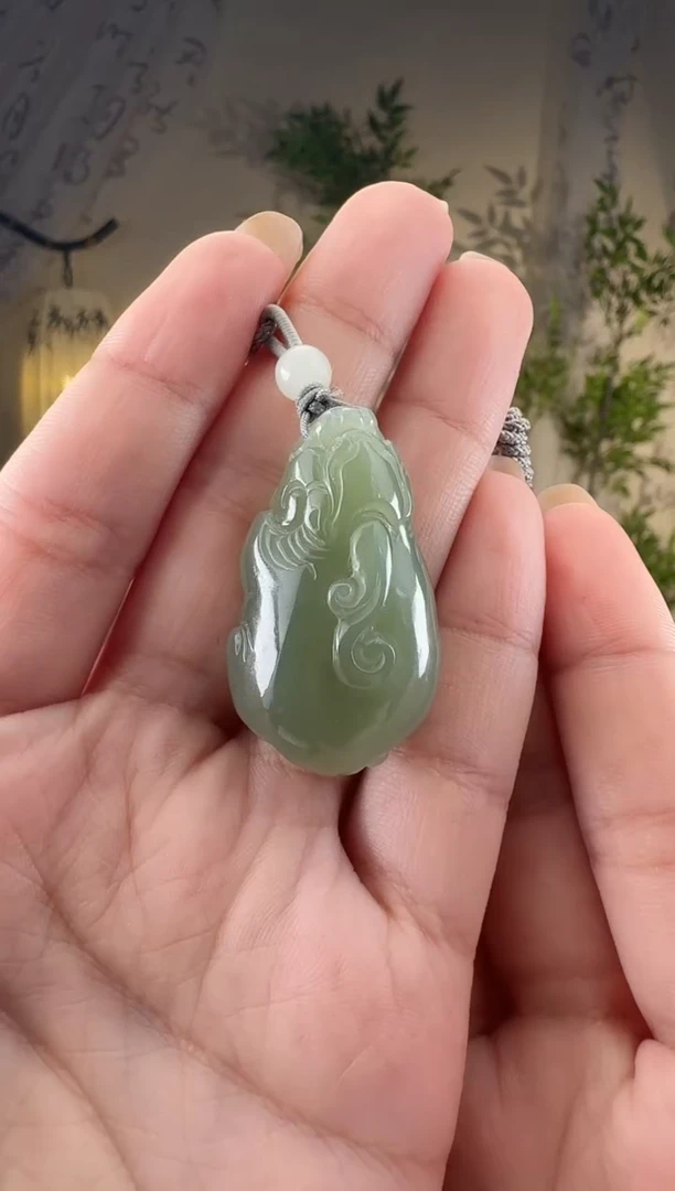 和田玉未镶嵌颈饰貔貅