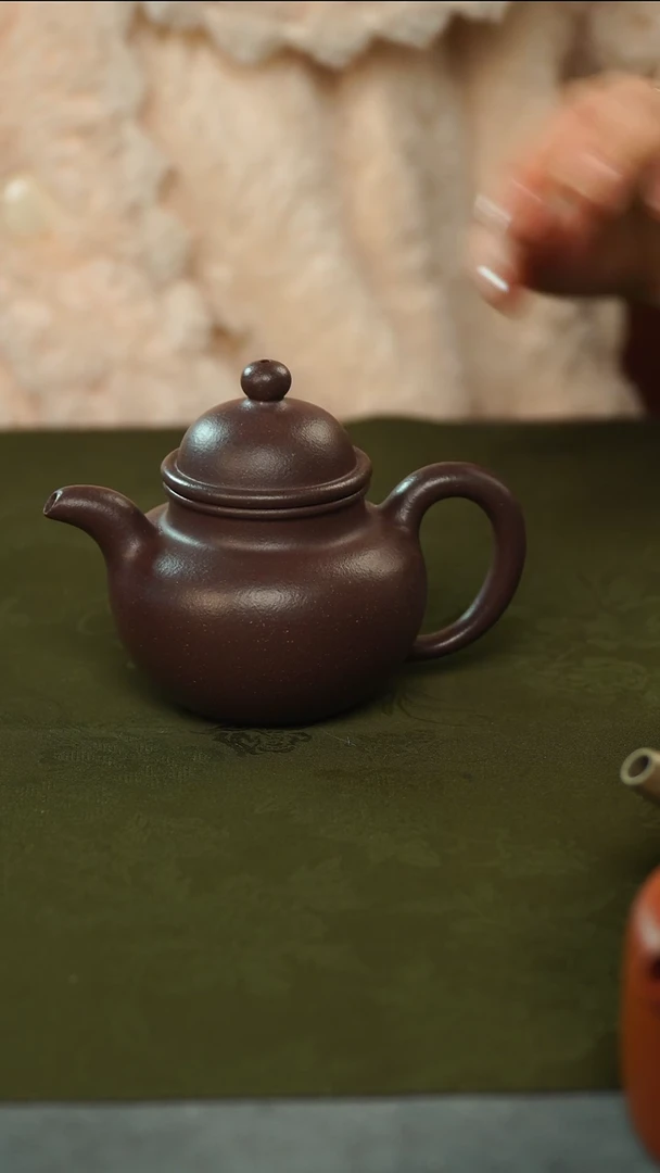 茶壶紫砂平台底槽青多球