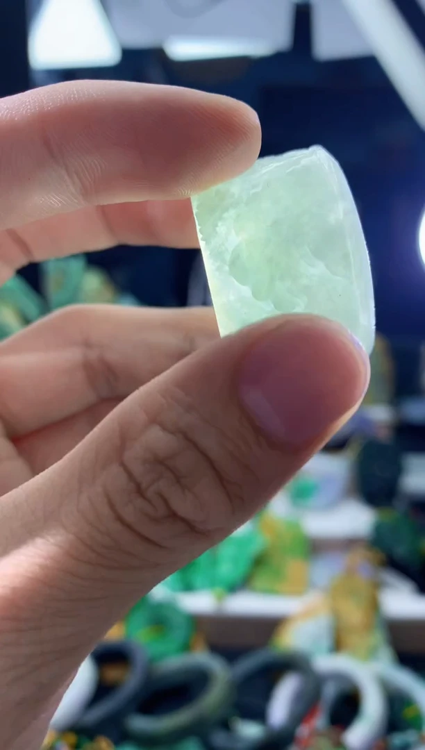 颈饰未镶嵌翡翠翡翠天然缅甸a货翡翠