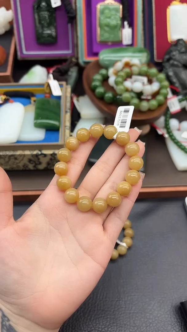 未镶嵌手串和田玉董小姐推荐 多样性发货 拍一发一t12