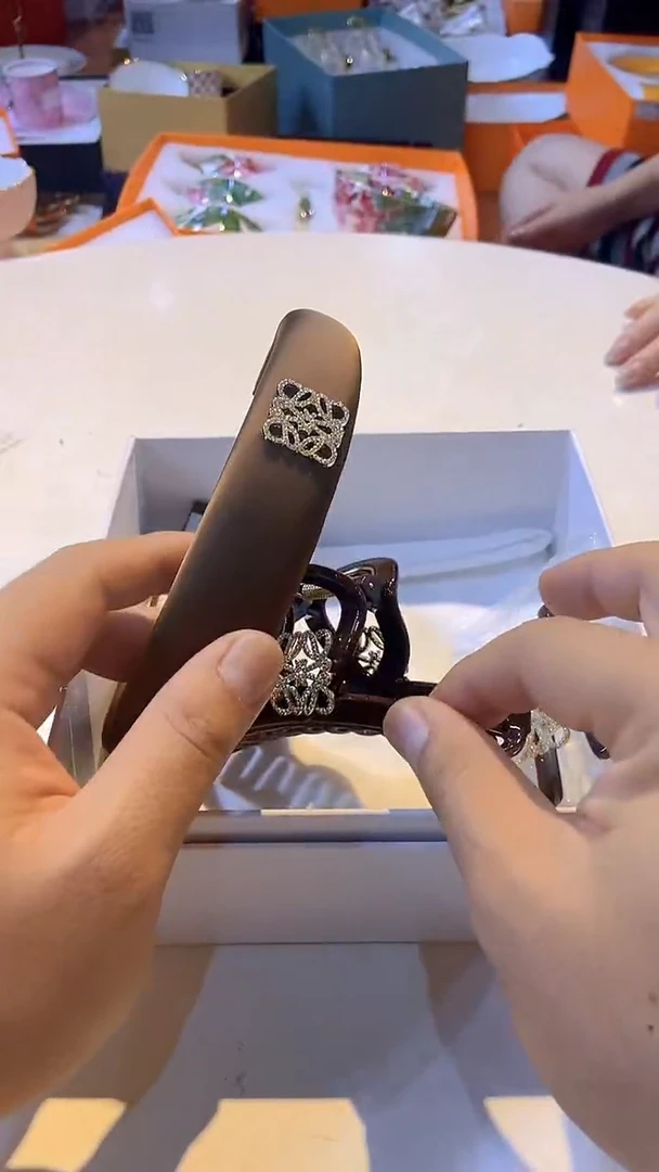 杯鸿辉家品牌瓷器，京东包邮！