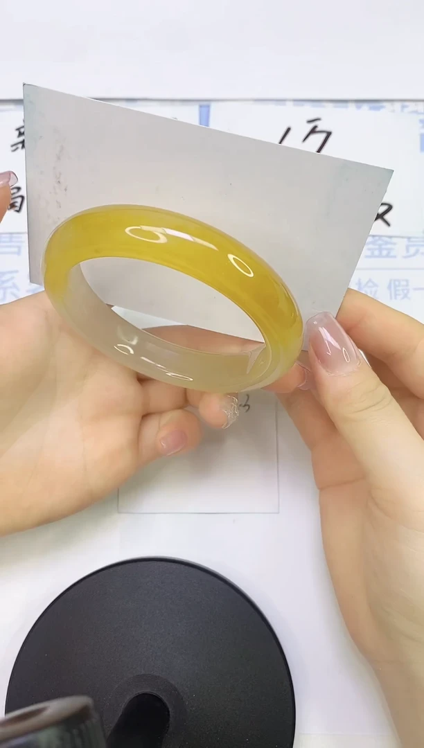 石英质玉手镯未镶嵌A83   60.3