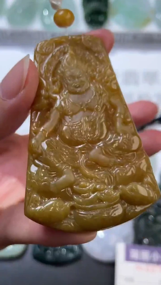 未镶嵌挂件翡翠376995     多人