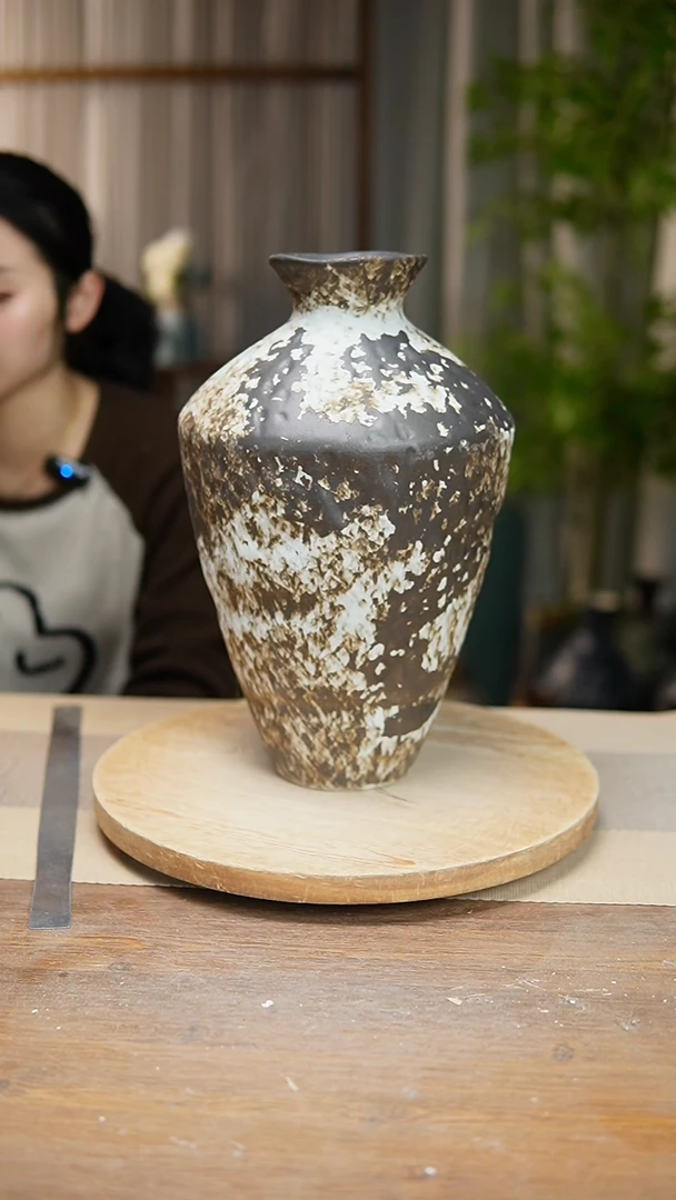 【闪购商品】陶瓷  花器诧寂黑高脚