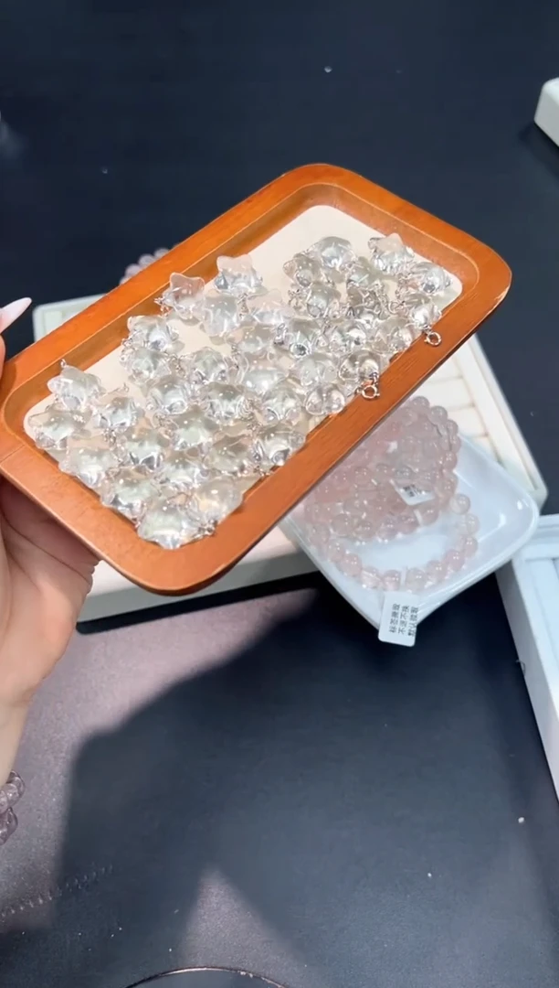 银S925镶嵌吊坠(不含链)水晶26x多样性发其一【1个】默认微瑕