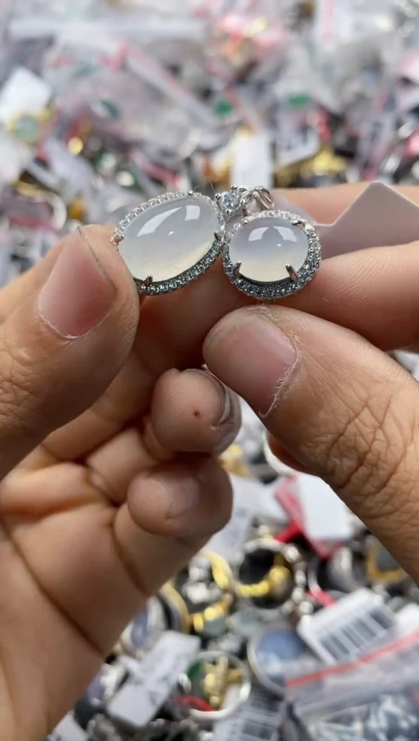 银S925镶嵌戒指翡翠777               5