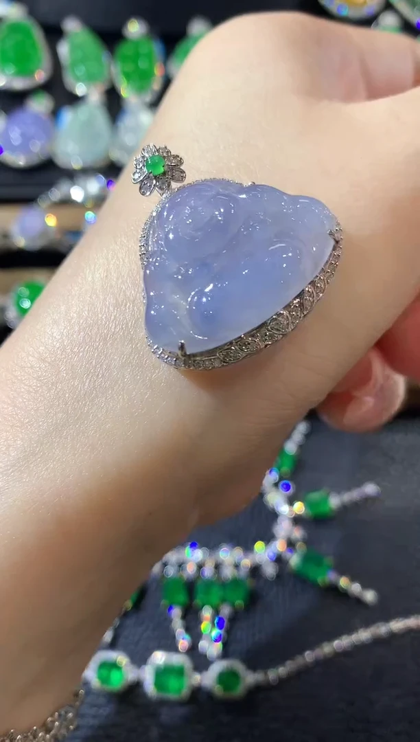 吊坠(不含链)18K金镶嵌翡翠A33 紫货有一定色差