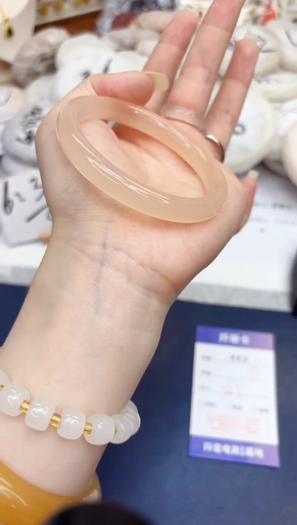 石英质玉手镯未镶嵌443-美人条藕粉-圈口56