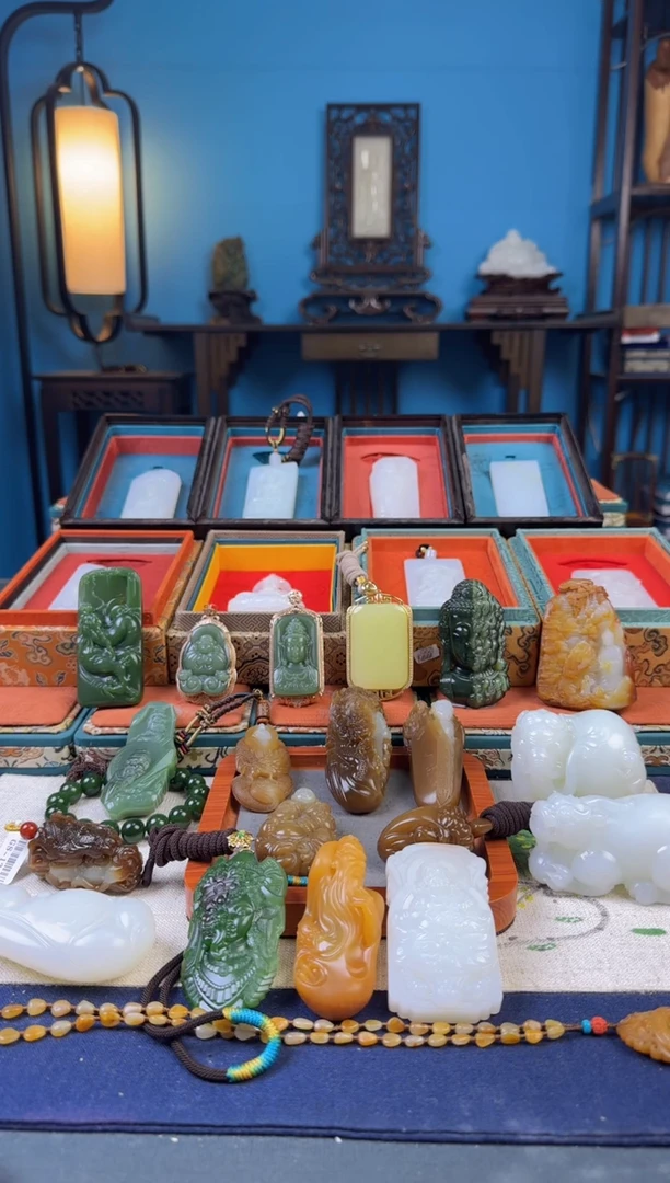 颈饰未镶嵌和田玉扶*11111111111111