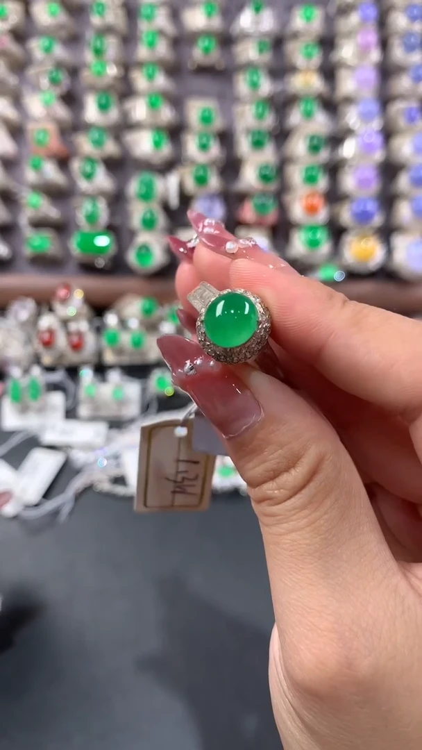 定制翡翠未镶嵌翡翠戒面