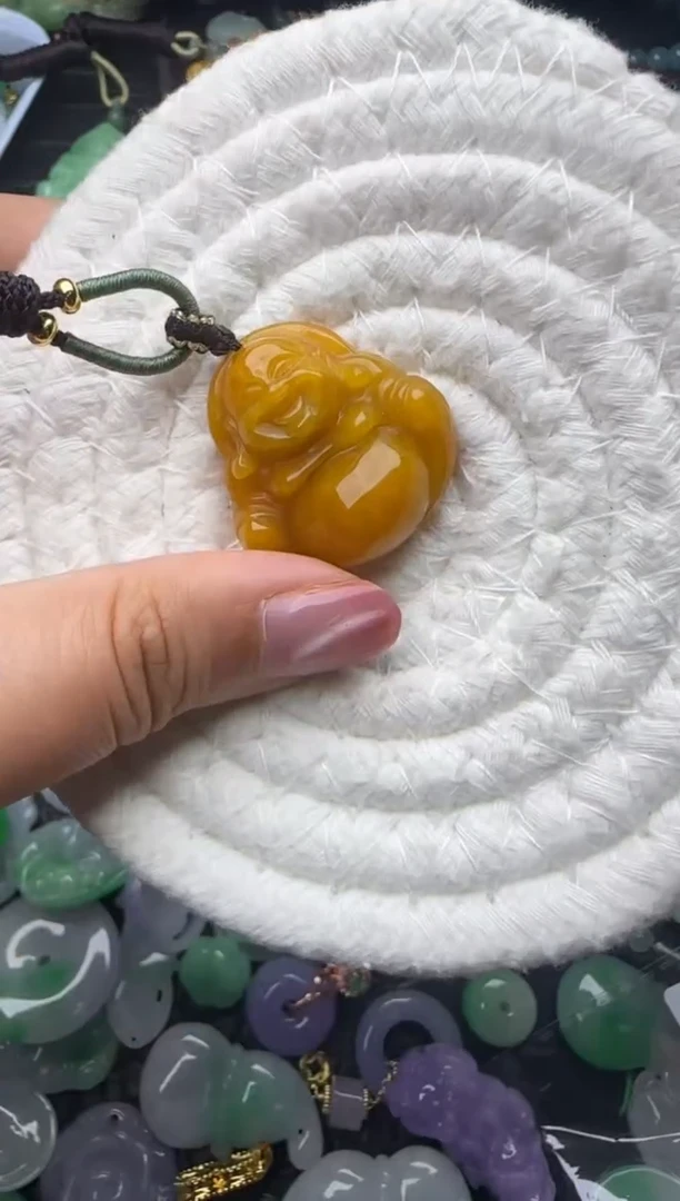 颈饰未镶嵌翡翠缅甸翡翠吊坠