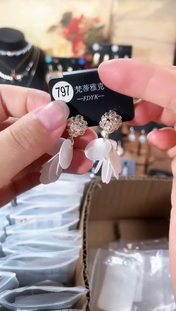 合金925银锆石梵767