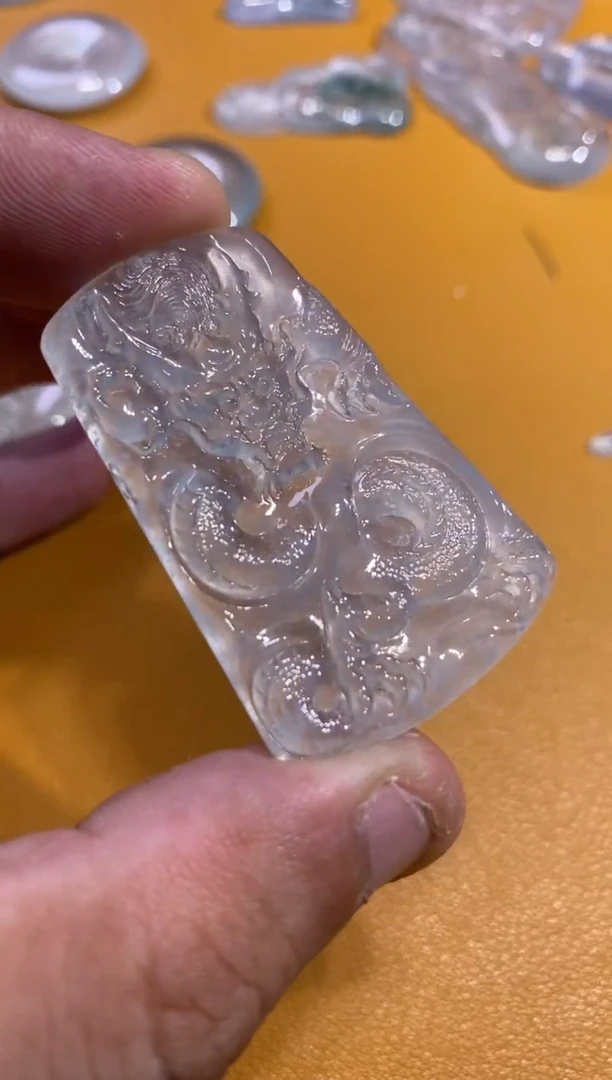 翡翠未镶嵌吊坠(不含链)龙牌5500