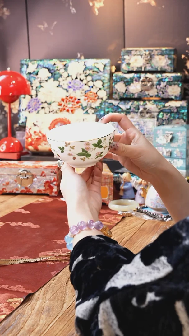 【闪购商品】瓷片豆包儿推荐饰品摆件