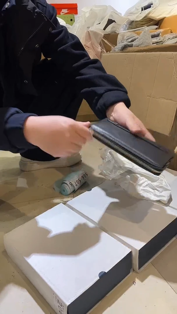 头层牛皮506品牌男包清货中（不要卡单，理性消费）