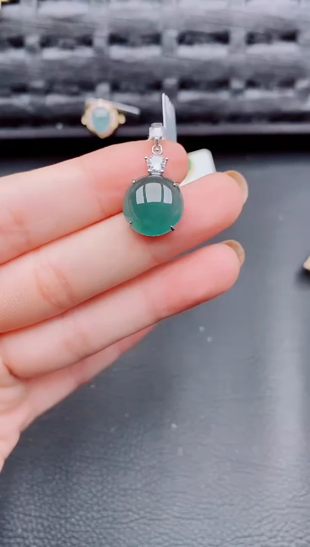 【闪购商品】翡翠颈饰银S925镶嵌天然a货翡翠722