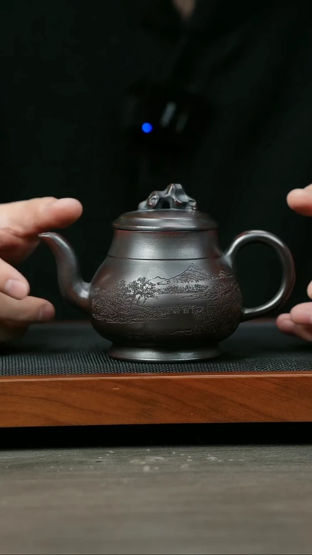 【闪购商品】紫砂茶壶H1346徐方怀古乌泥金钟