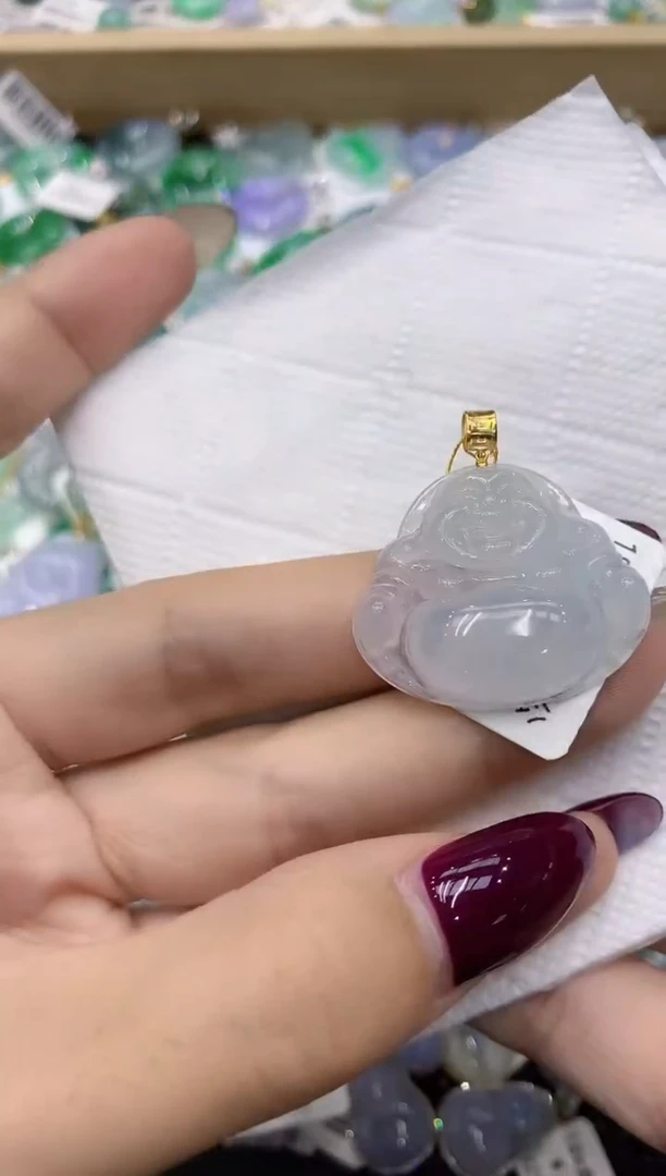 翡翠18K金镶嵌颈饰111111111111