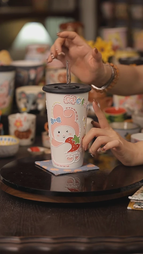 摆件景德镇釉下彩绘设计师款式陶瓷