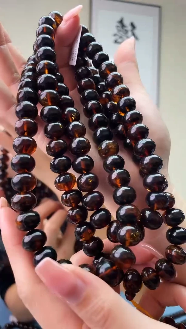 琥珀未镶嵌珠宝奇石T012+抚顺琥珀假一罚十，多样性发一件