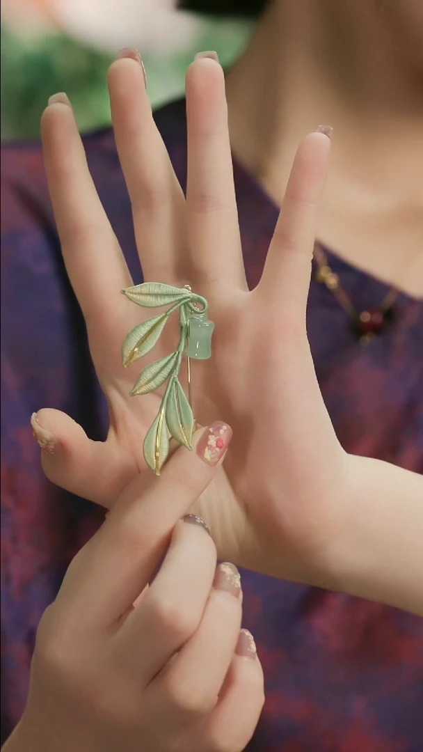 刺绣湘传礼纯手工胸针