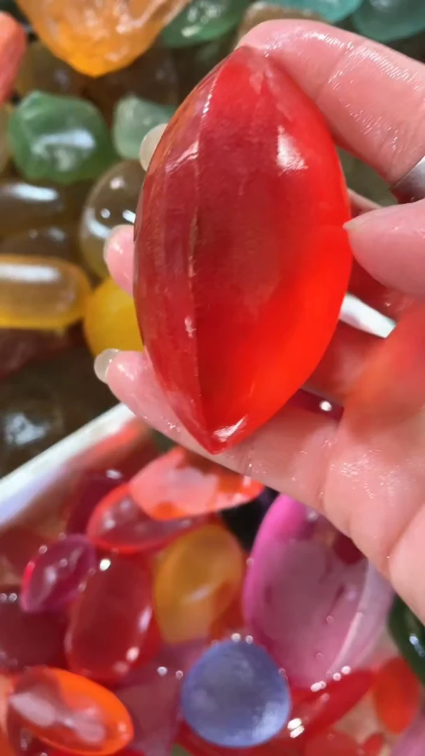 新疆托帕石原石摆件