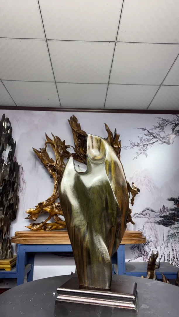金丝楠木雕款贪****猫金丝楠木工艺品摆件