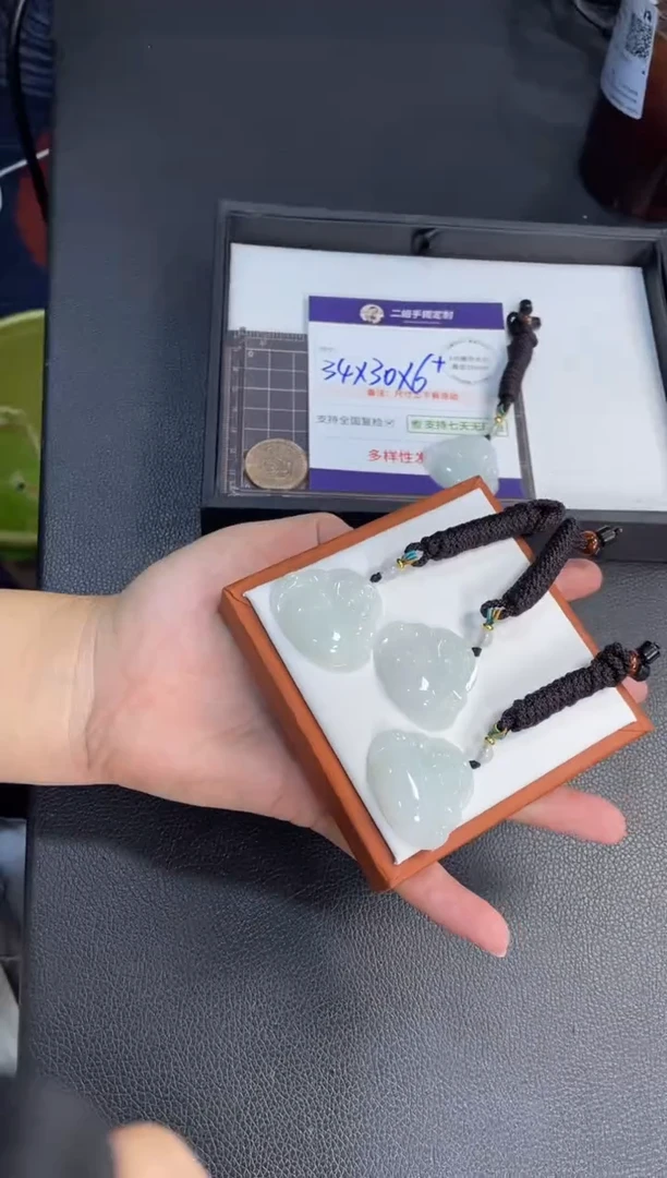 未镶嵌挂件翡翠大佛公FL4@多样性发其一CP配绳