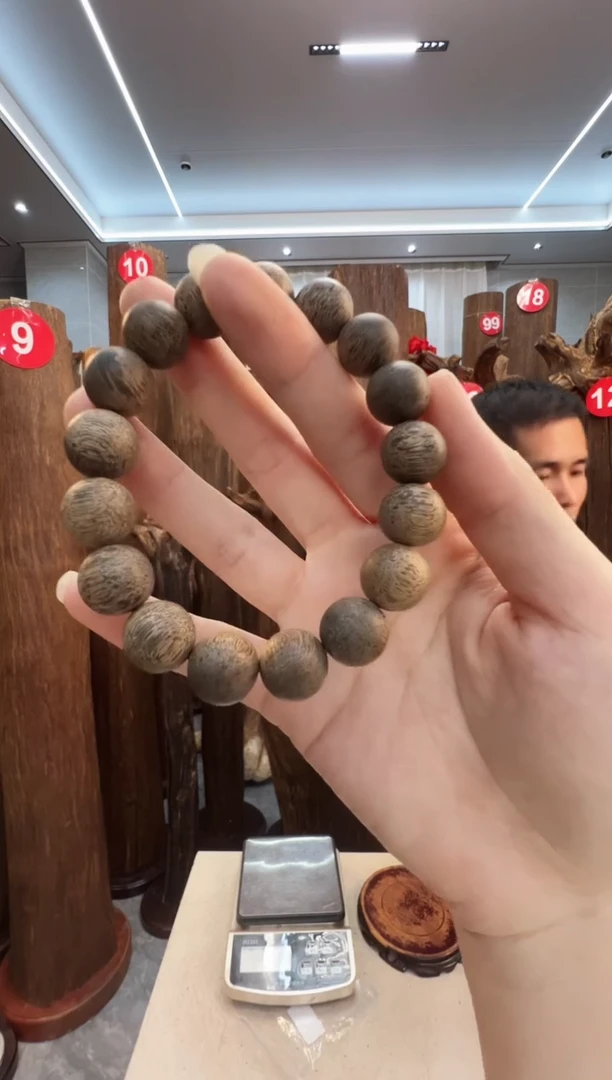 沉香手串金*胖沉香原料1.2mm