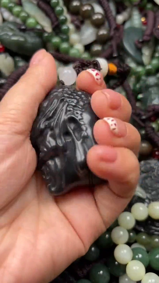 【闪购商品】和田玉颈饰未镶嵌.