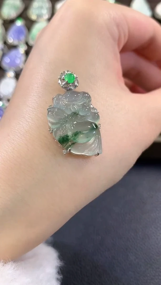 吊坠(不含链)18K金镶嵌翡翠s59