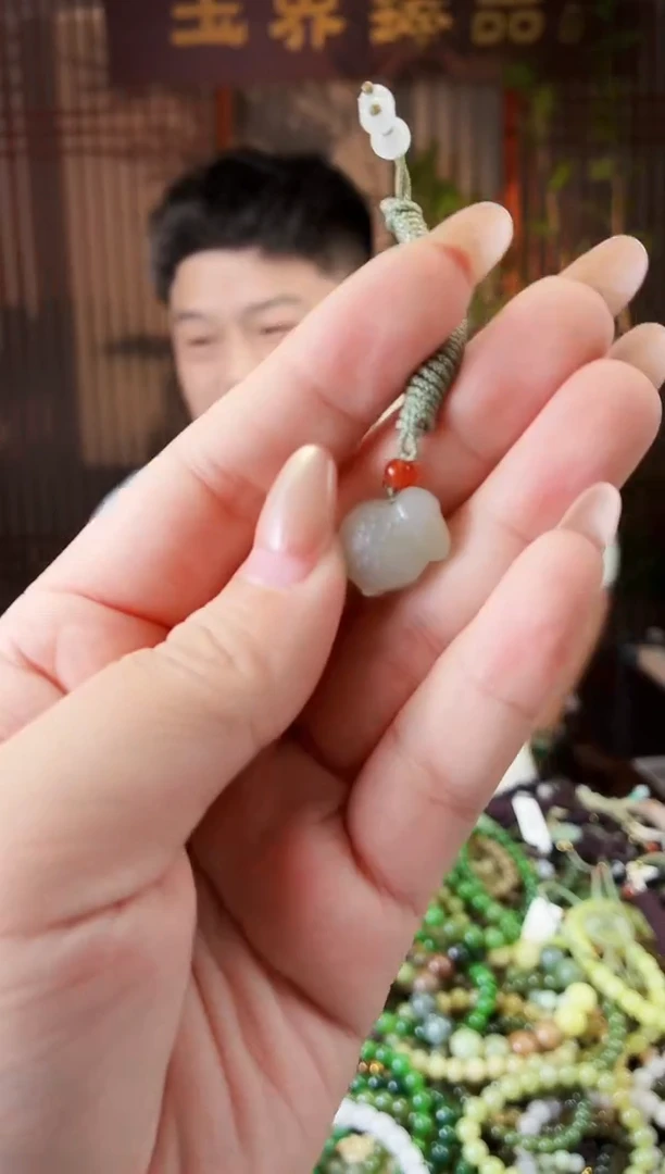 颈饰未镶嵌和田玉多样性发货拍一发一