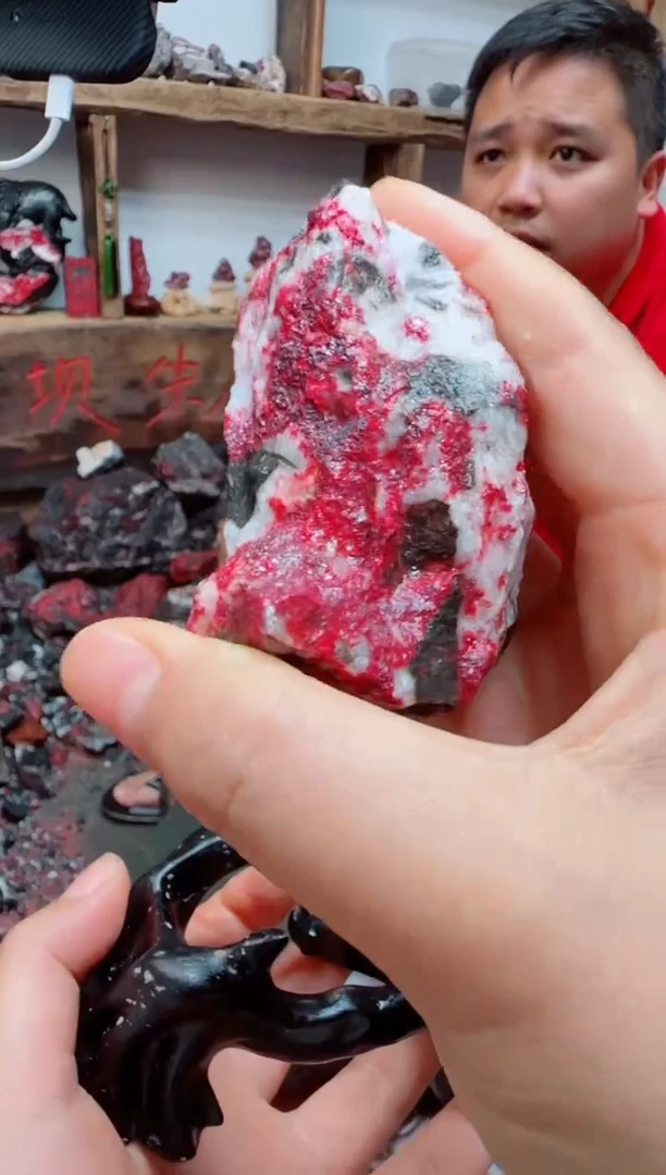 天然辰砂朱砂毛矿石17