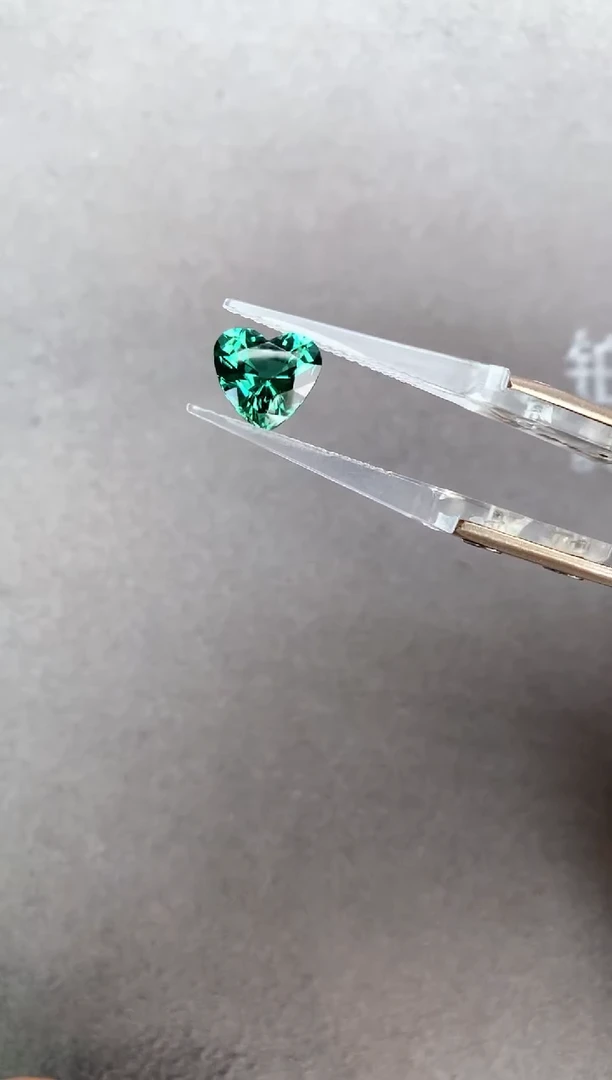 定制碧玺裸石未镶嵌2.74ct 08028