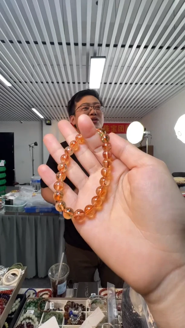 水晶手串未镶嵌约8.5-9mm黄水晶圆珠单圈