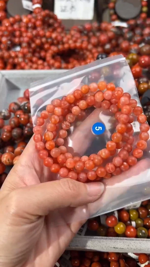 南红玛瑙手串未镶嵌7+