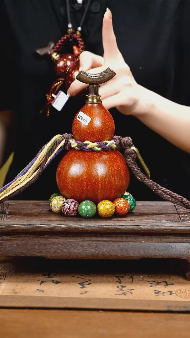 XC040大漆酒葫芦不包手串