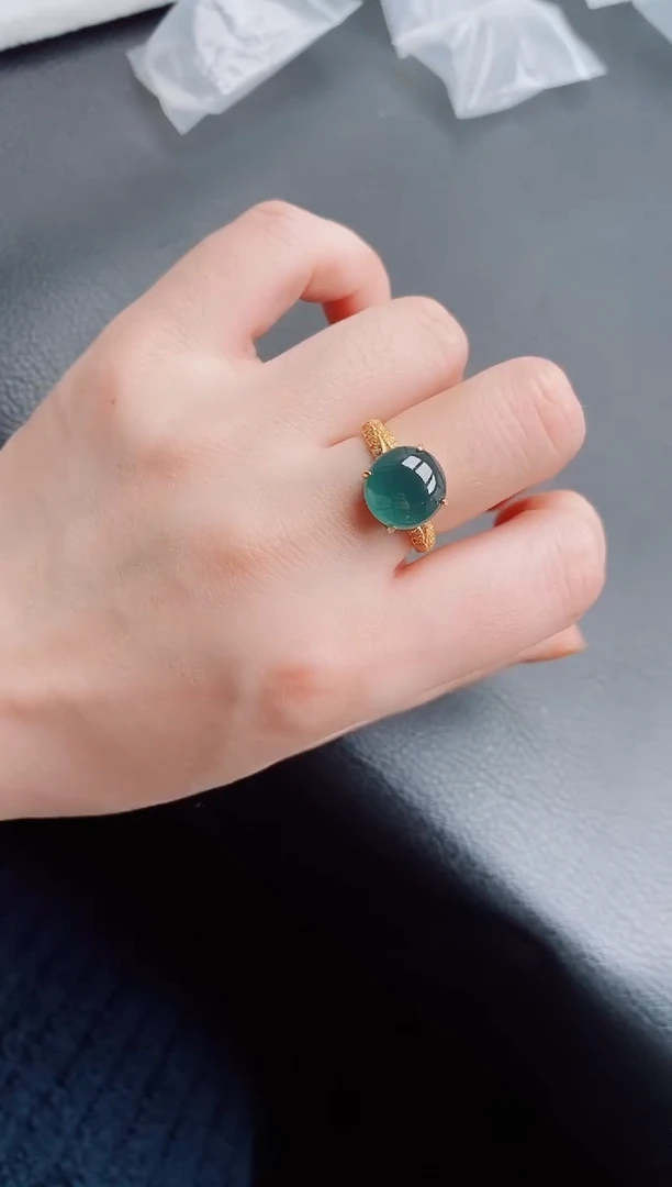 【闪购商品】翡翠戒指银S925镶嵌天然a货翡翠700