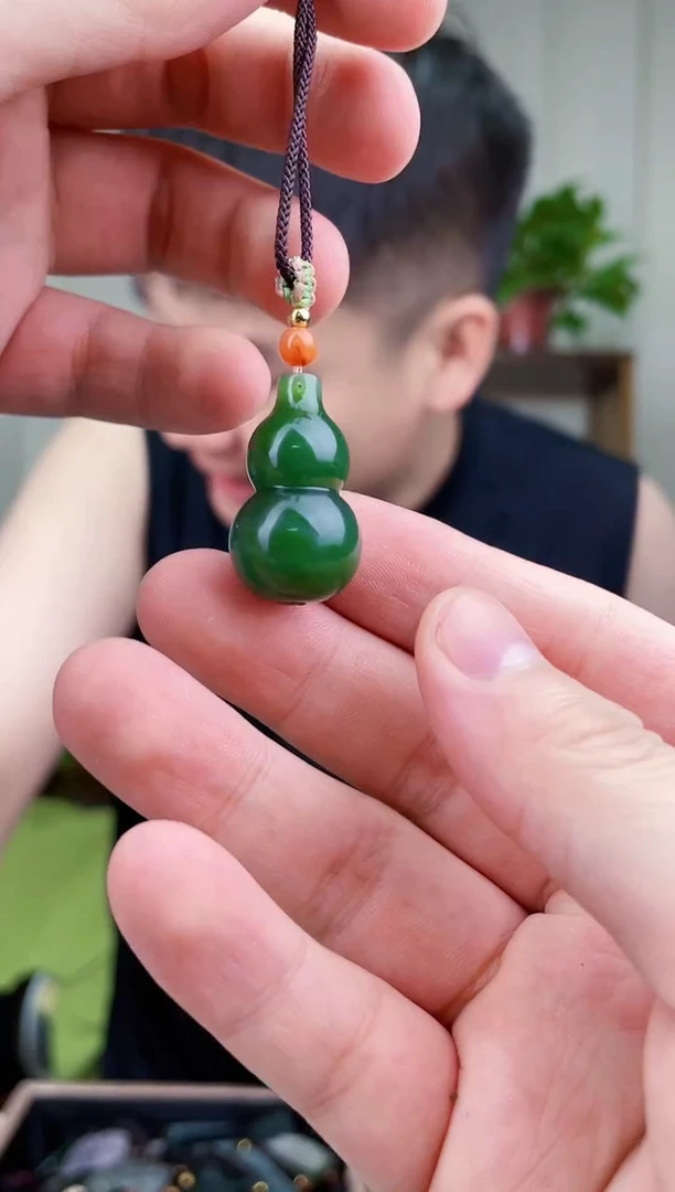 和田玉未镶嵌挂件拍一发一，多样性发货！