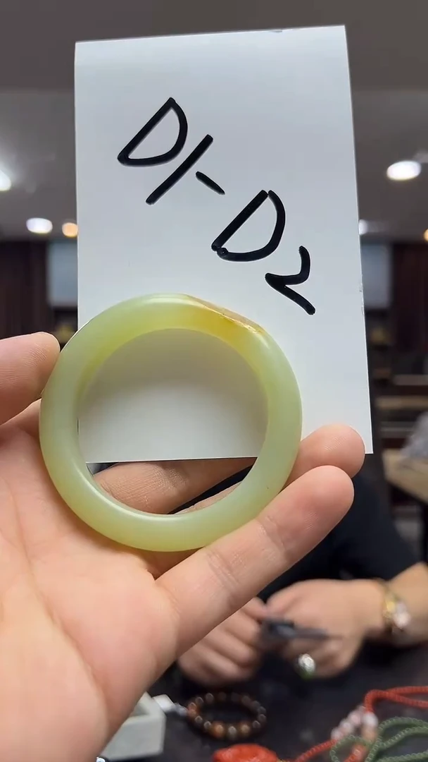 未镶嵌手镯透闪石质玉方*多样性发货其中发一