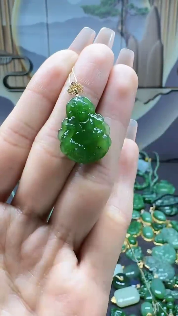 【闪购商品】和田玉吊坠(不含链)18K金镶嵌1